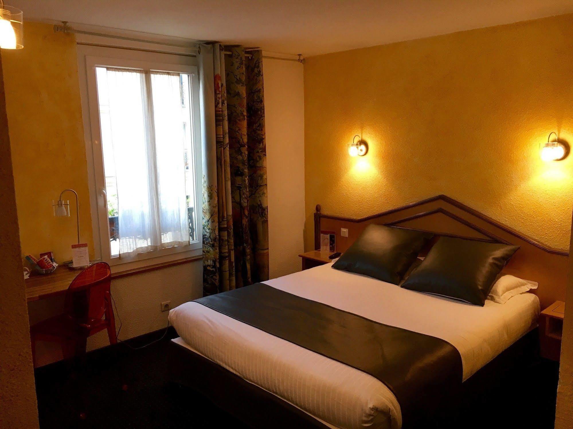 3H Paris Marais Hotel Exterior photo